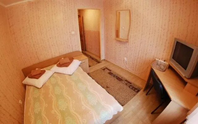 Hotel and restaurant complex "Intourist"