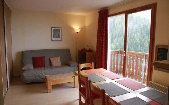 Lou Services Apartment GA23 LSI 001