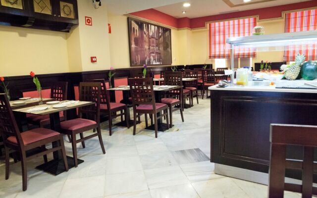 Hotel Comfort Dauro 2