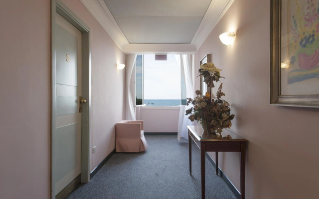 Hotel Esplanade