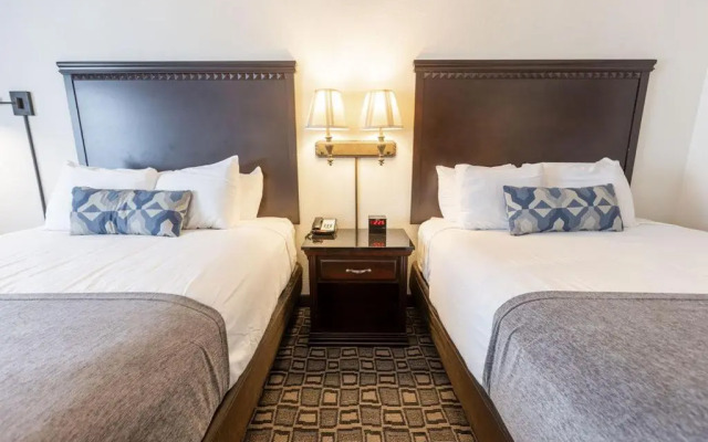 Savannah House Hotel