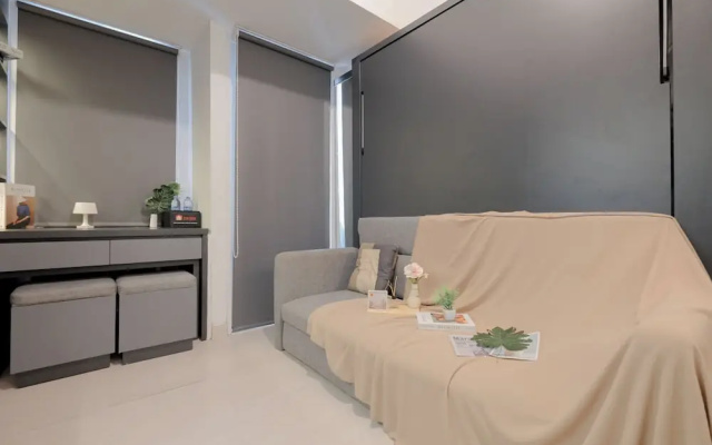 Comfort And Compact Studio At Apartment Tokyo Riverside Pik 2 – Guest Rooms – Jakarta