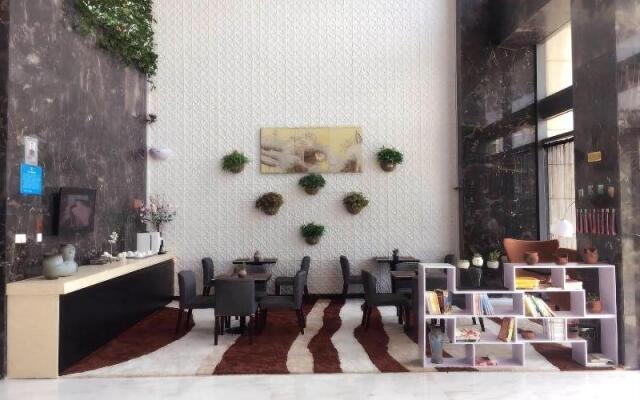 Jinjiang Metropolo Hotel Wuhan Jingkai Wanda Sport
