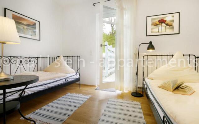 Villa Libelle by Callsen