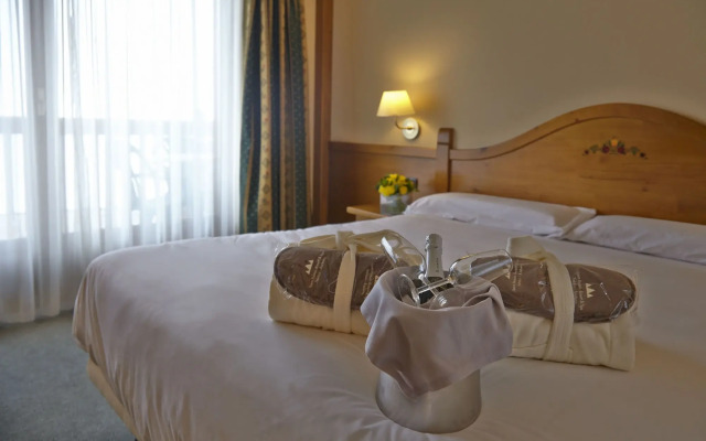 Sport Hotel Village