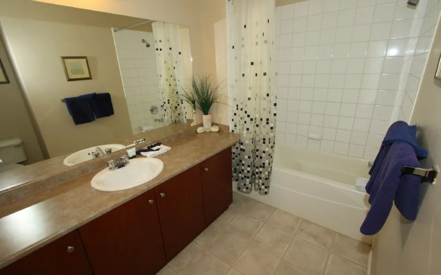 Pinnacle Pointe - By Vacations Kelowna