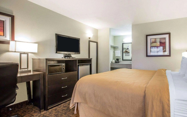 Quality Inn & Suites Woodland - Sacramento Airport