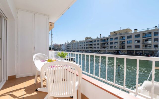 Apartment Moxó Empuriabrava