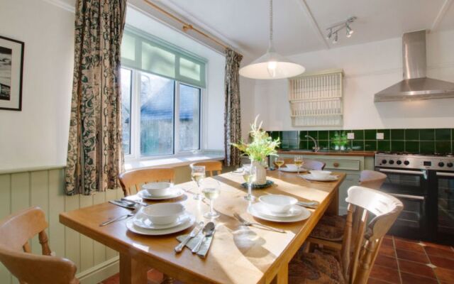 Holiday Home Coldburn