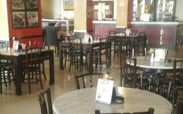 Hotel Trisula By OYO