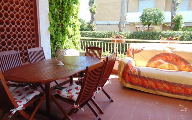 M292 - Marcelli, quadrilocale con giardino a 50mt dal mare