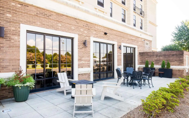 Hampton Inn and Suites Dobson