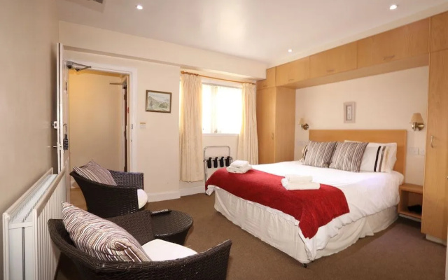 Star Hotel