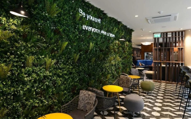 Travelodge PLUS Dublin City Centre