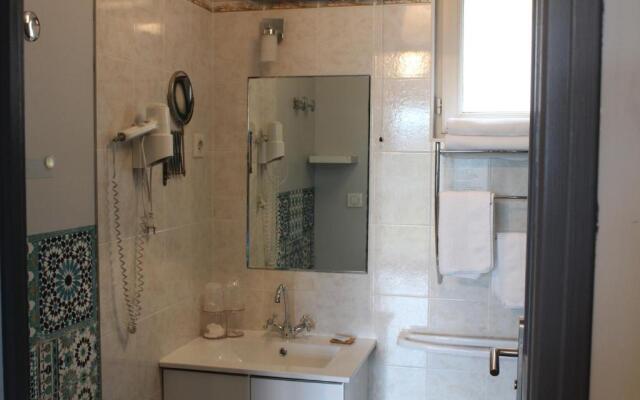 Hôtel-Gîte La Peyrade