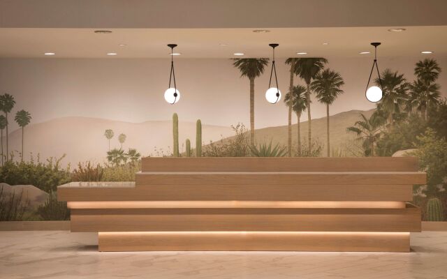 Hilton Santa Monica Hotel & Suites