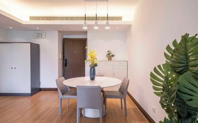 Tyms Modern 1BR 1BA Suite Xujiahui Shops