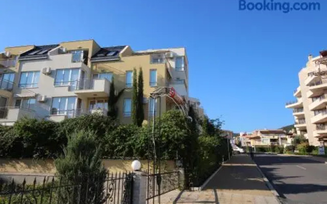 Sea View Apartments