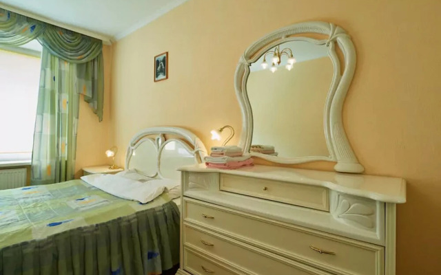 Home-Hotel Gonchara 47-49