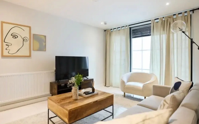 The River Lea Escape - Charming & Bright 2bdr Flat