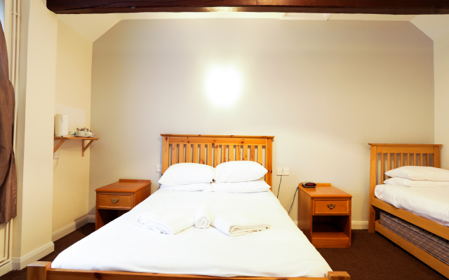 OYO Elm Farm Country House, Norwich Airport