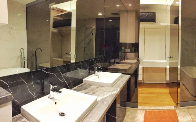 The Platinum Suites 17