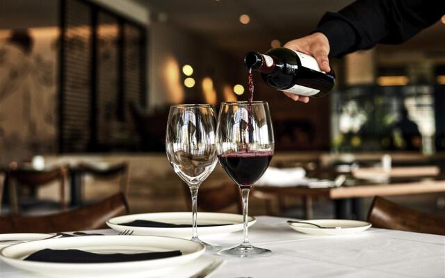 Atton Vina del Mar San Martin by Pullman