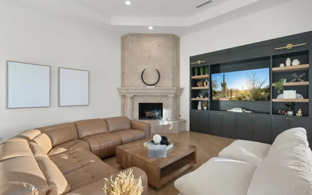 Camelback Mountain Villa Luxury in Paradise Valley