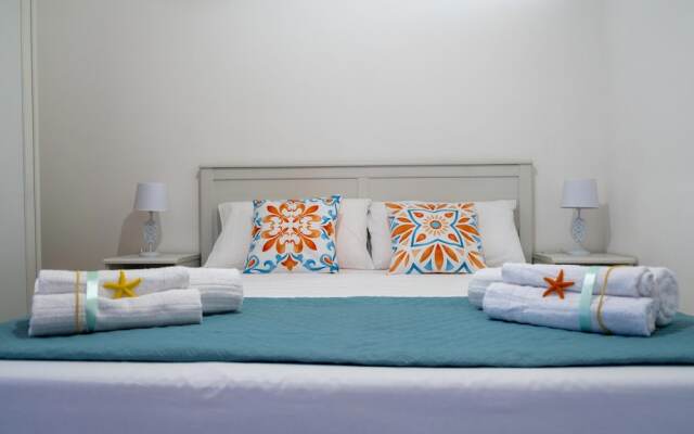 3809 Casa Selenella by Barbarhouse