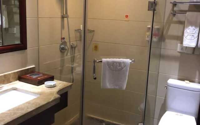 Yiyang Huatian Hotel