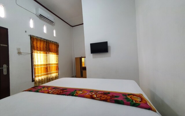 Naufal Residence Syariah by OYO