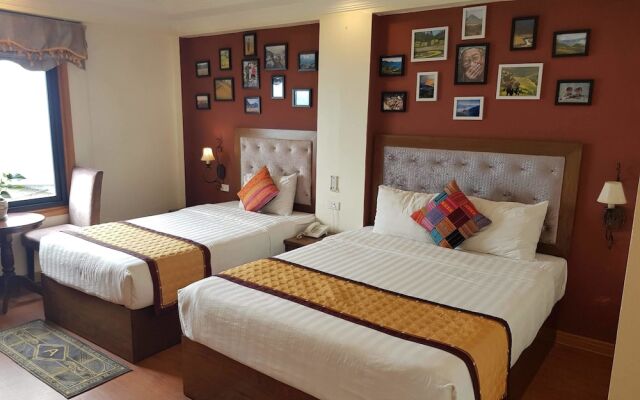Eden Mountain View Hotel
