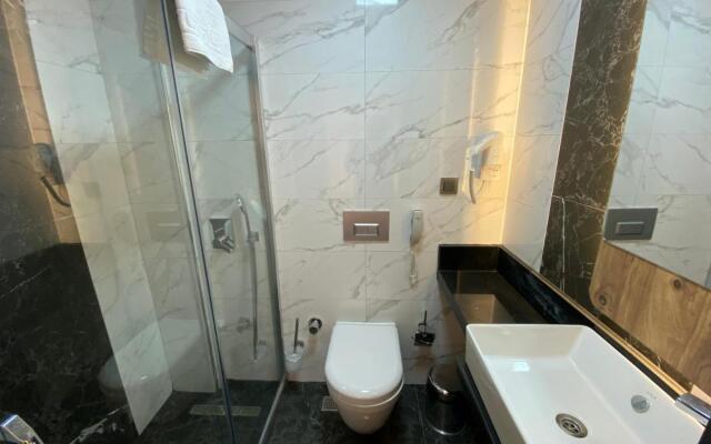 Miyas Luxury Hotel