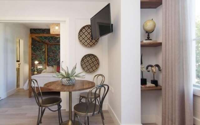 Chezmoihomes Trinidad Deluxe 3