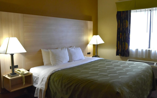 Quality Inn & Suites Brooks Louisville South