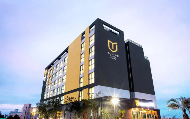 You Us Hotel