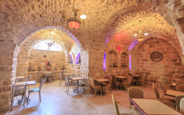 Hashimi Hotel