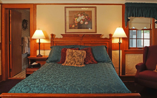 Punderson Manor Lodge and Conference Center