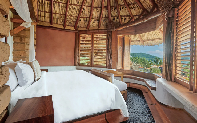 La Villa Luz Adults Only