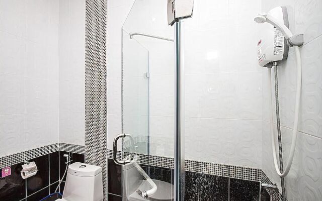 Baan Kiet 1 5 units with 2 bedrooms