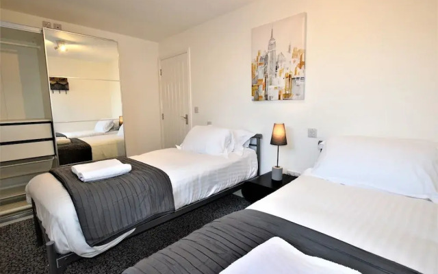 Your Apartment Brunel Loft - No 1