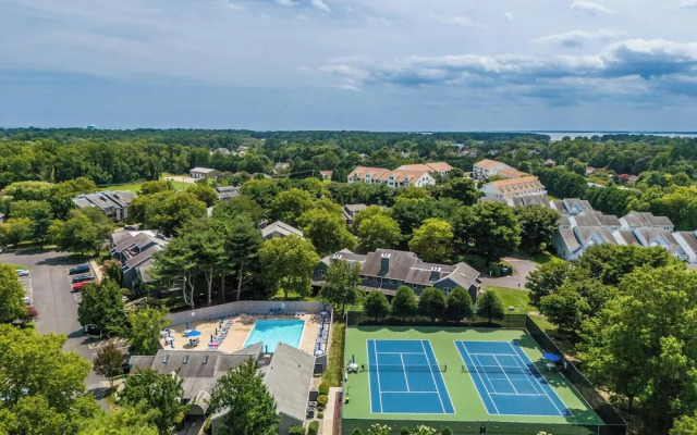 Sanibel Circle 3700 # 3702