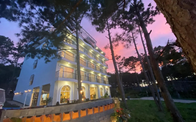 Romeo Juliet Dalat Resort