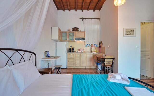 Persephone - Newly Renovated Cycladic Studio