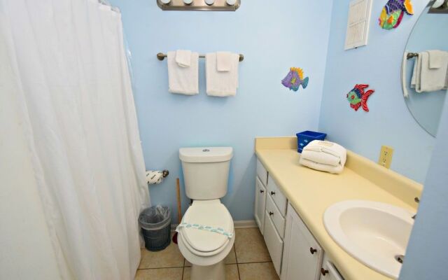 Sea Breeze 318 by RedAwning