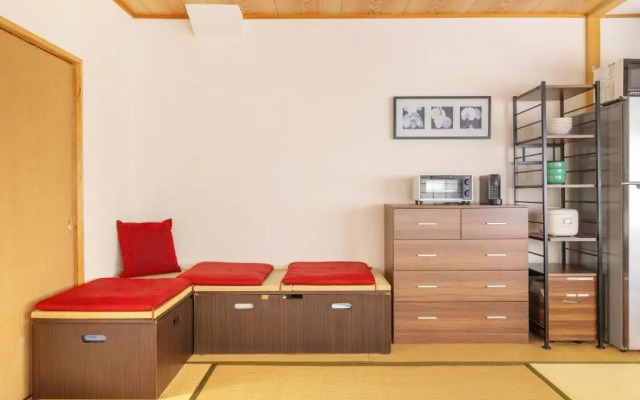 Corner House