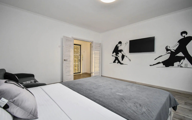 Суточно на улице 78-й Добровольческой Бригады 4