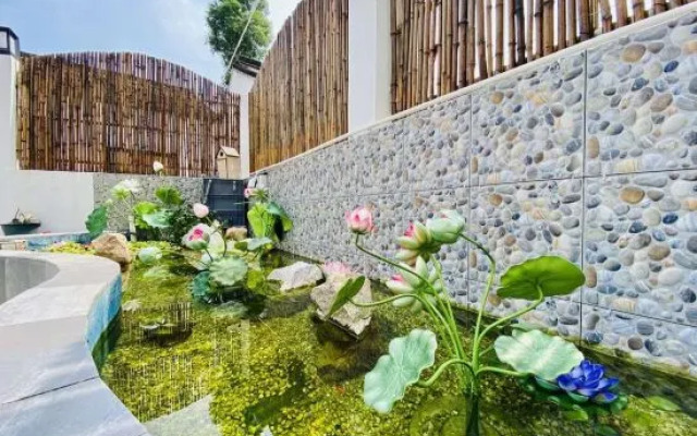 Dianshanhu Road Tiantian Farm