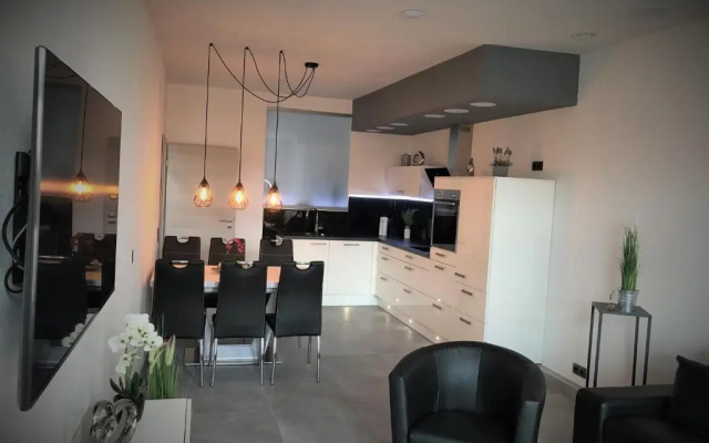 Family Apartments - Salzhausblick Ferienwohnungen