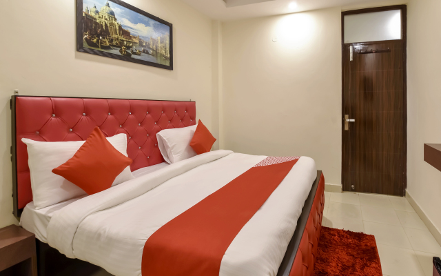 OYO 11689 Kelvish Hotel